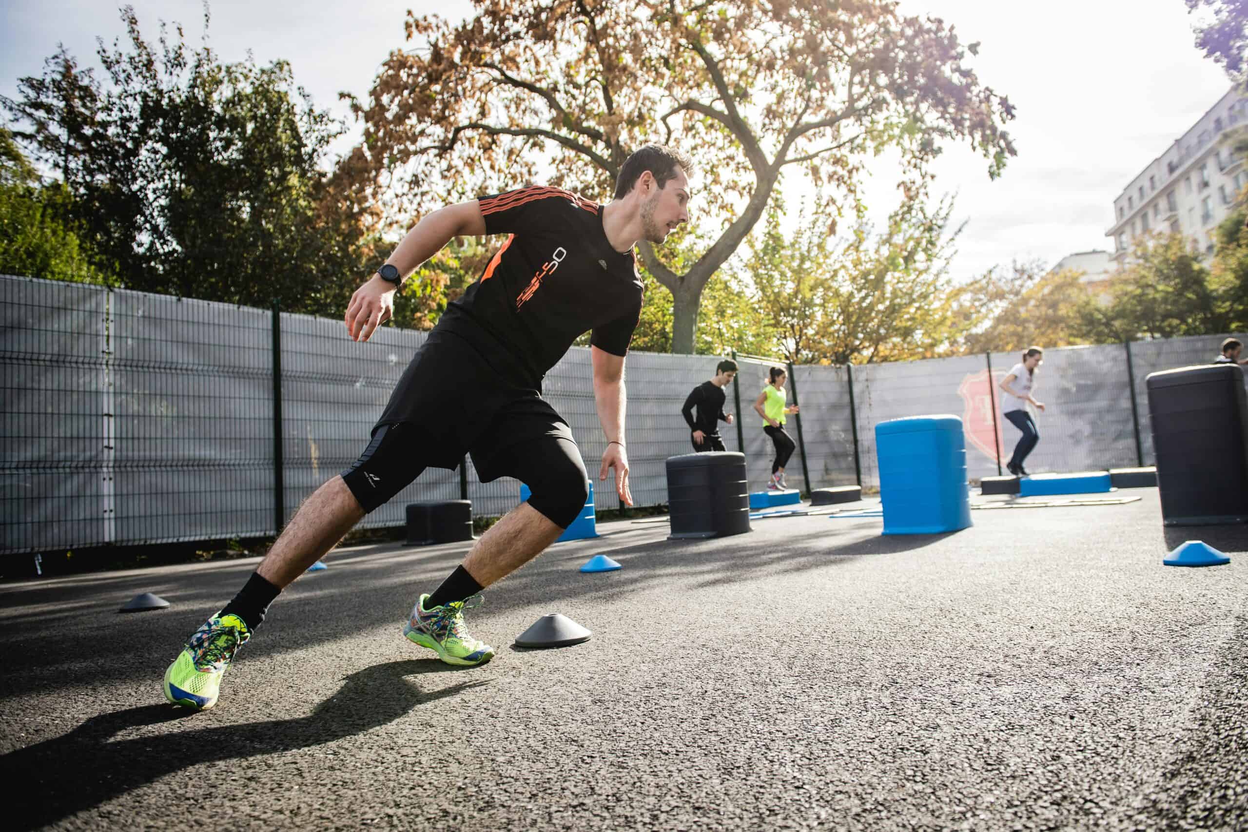 Leveraging Live Fitness Classes for Enhanced Team Building